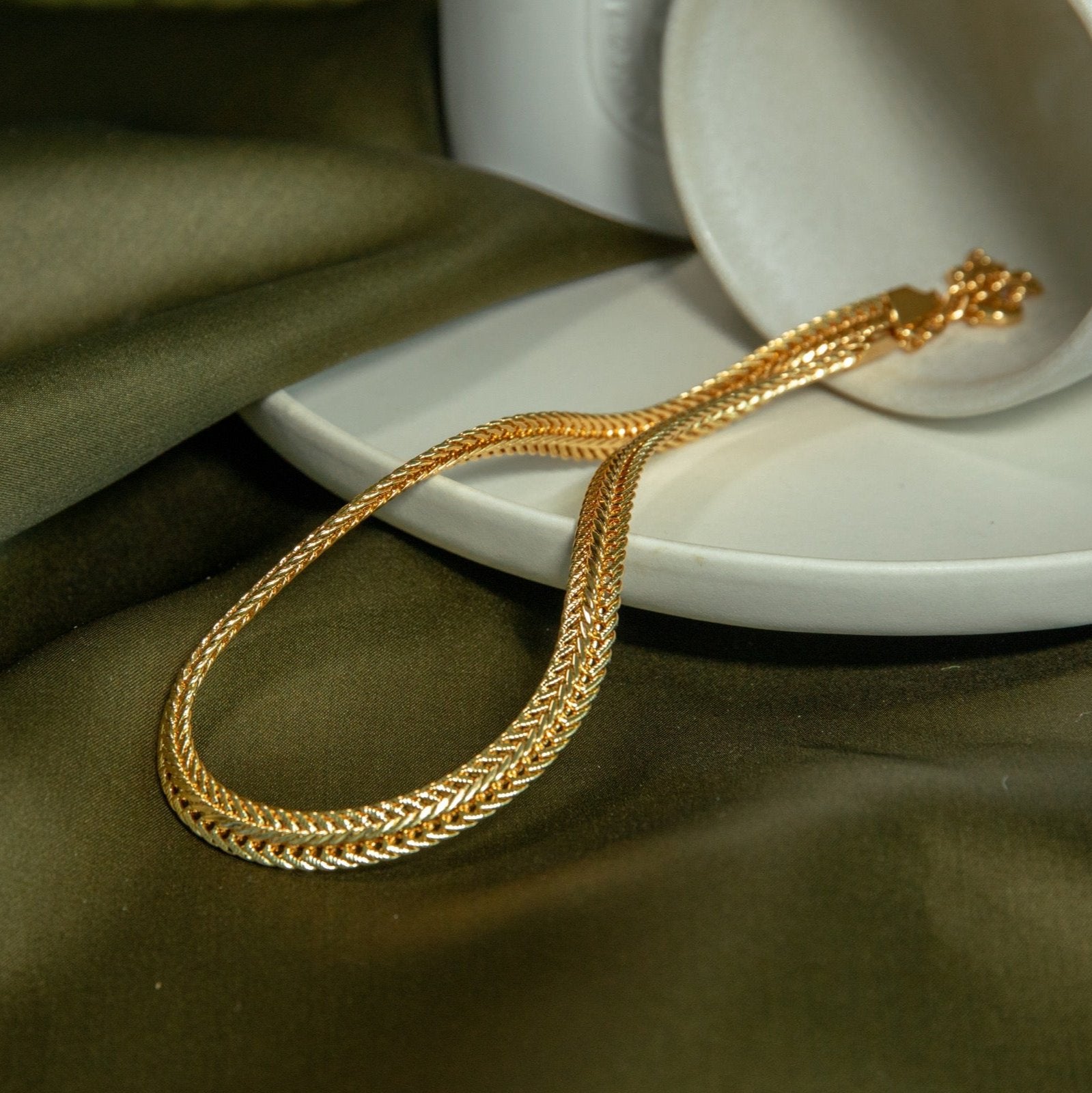 Curb Chain Necklace