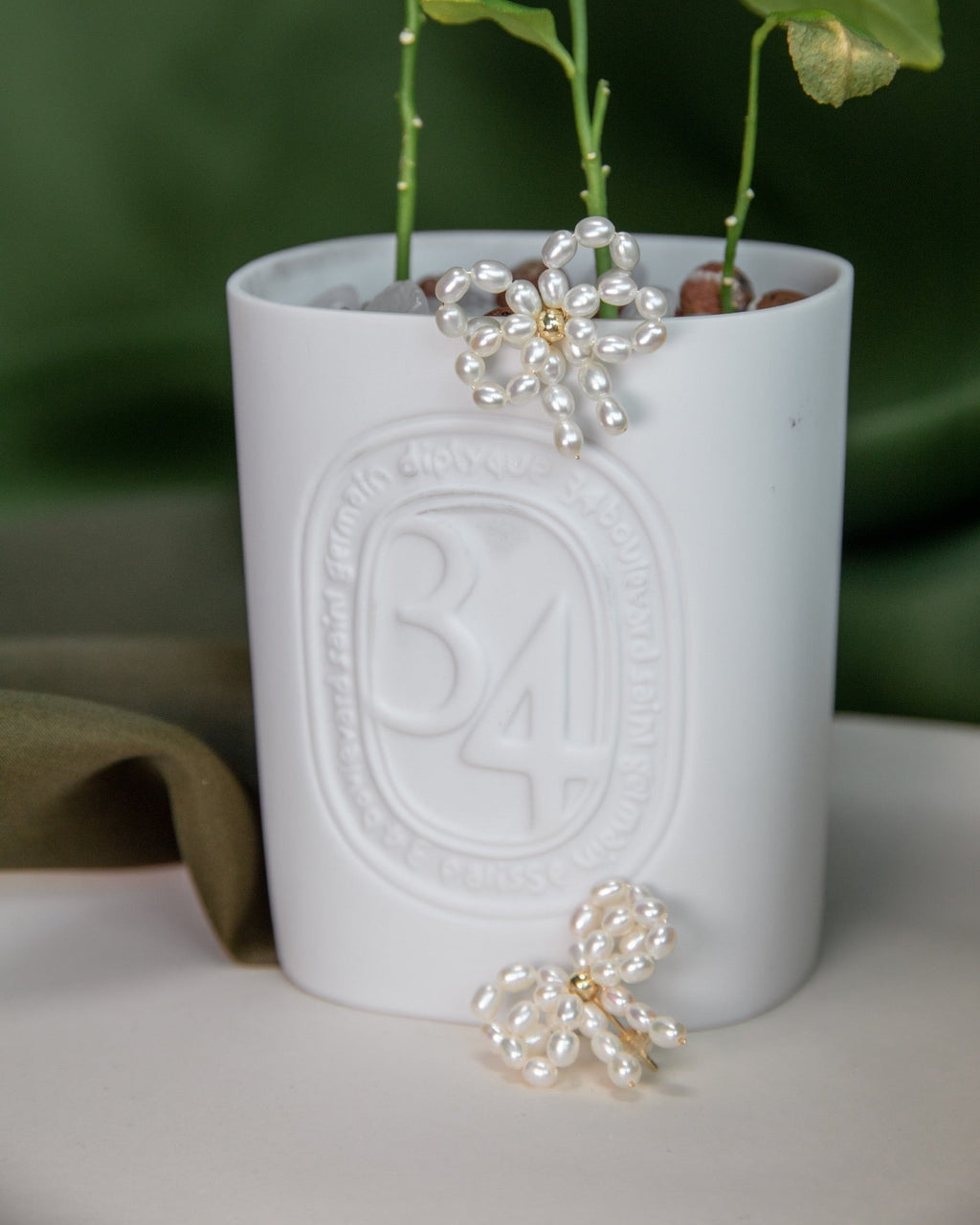 Freshwater Pearl Bow Earring