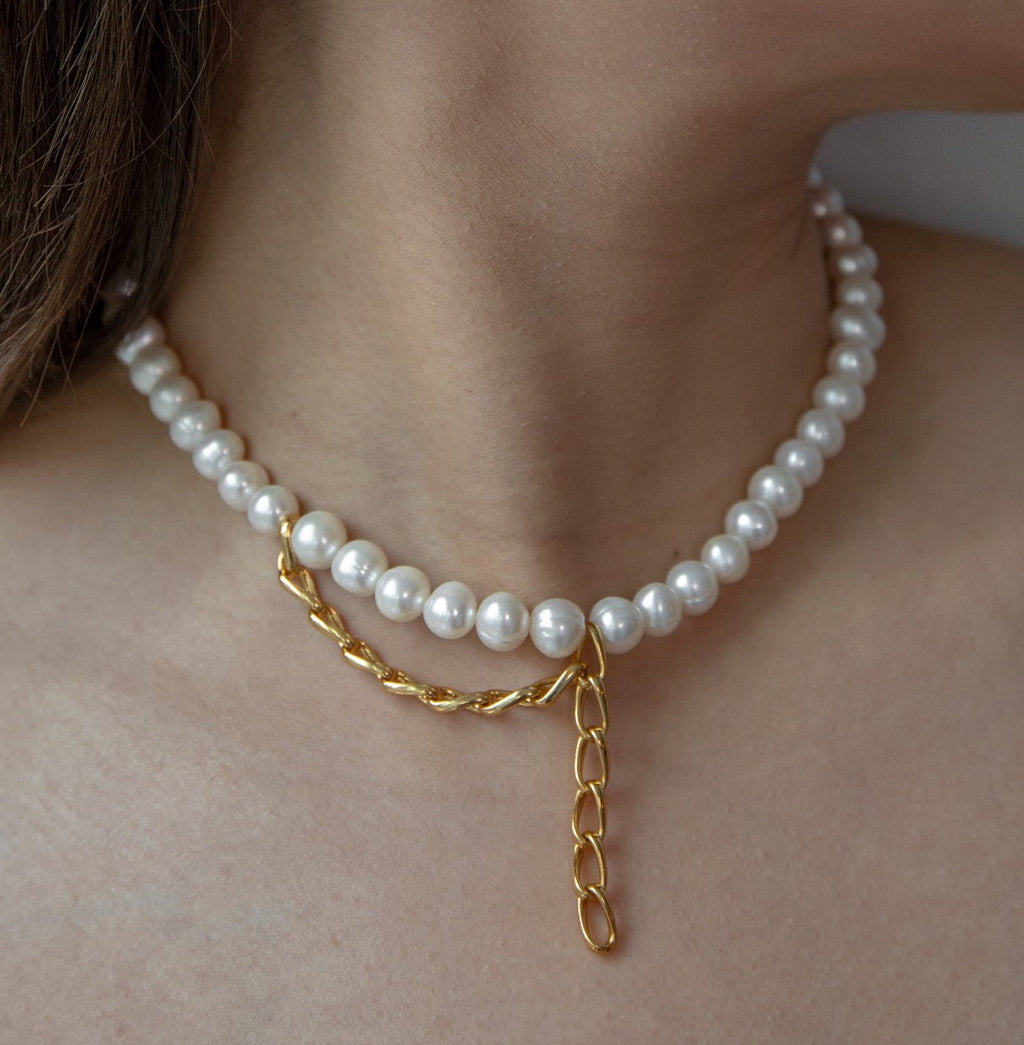 Pearl Necklace With Chain