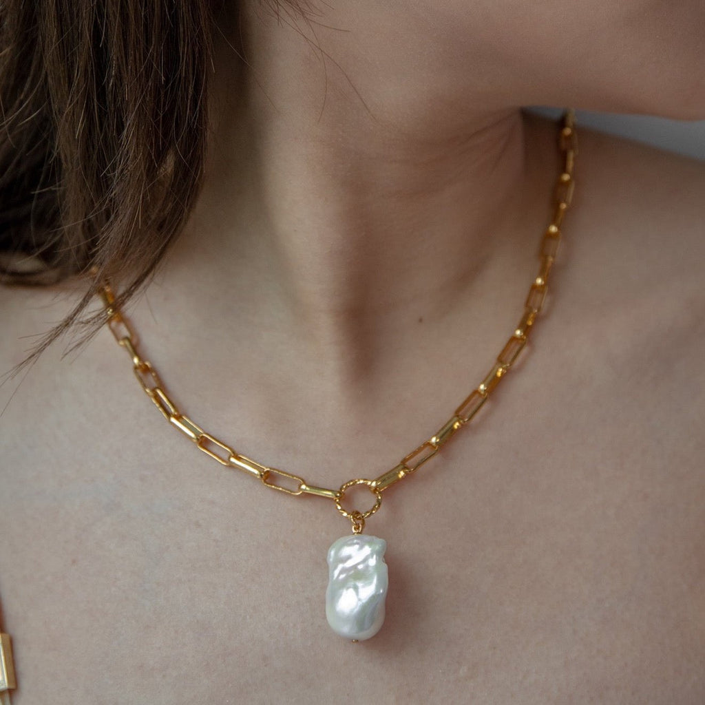 Baroque Flat Chain Necklace