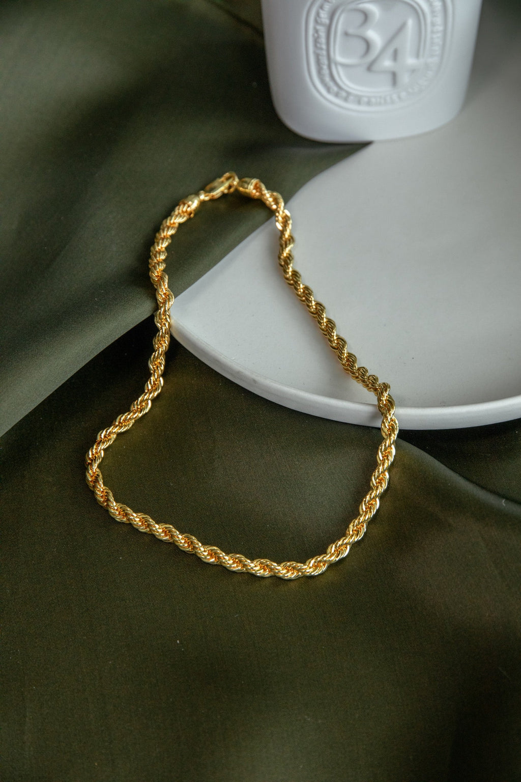 Round Swirl Chain Necklace
