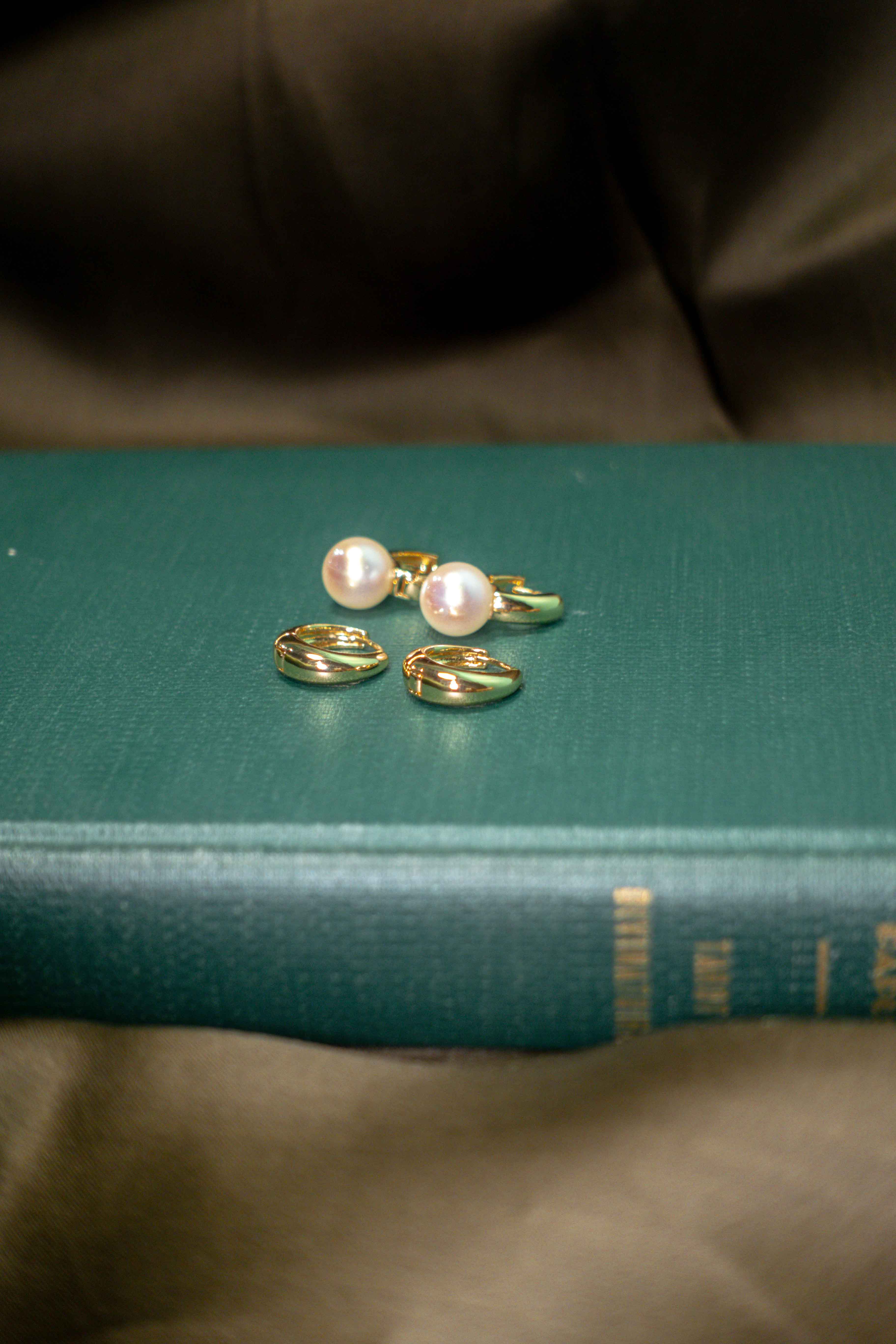 Mini Bulb Earring