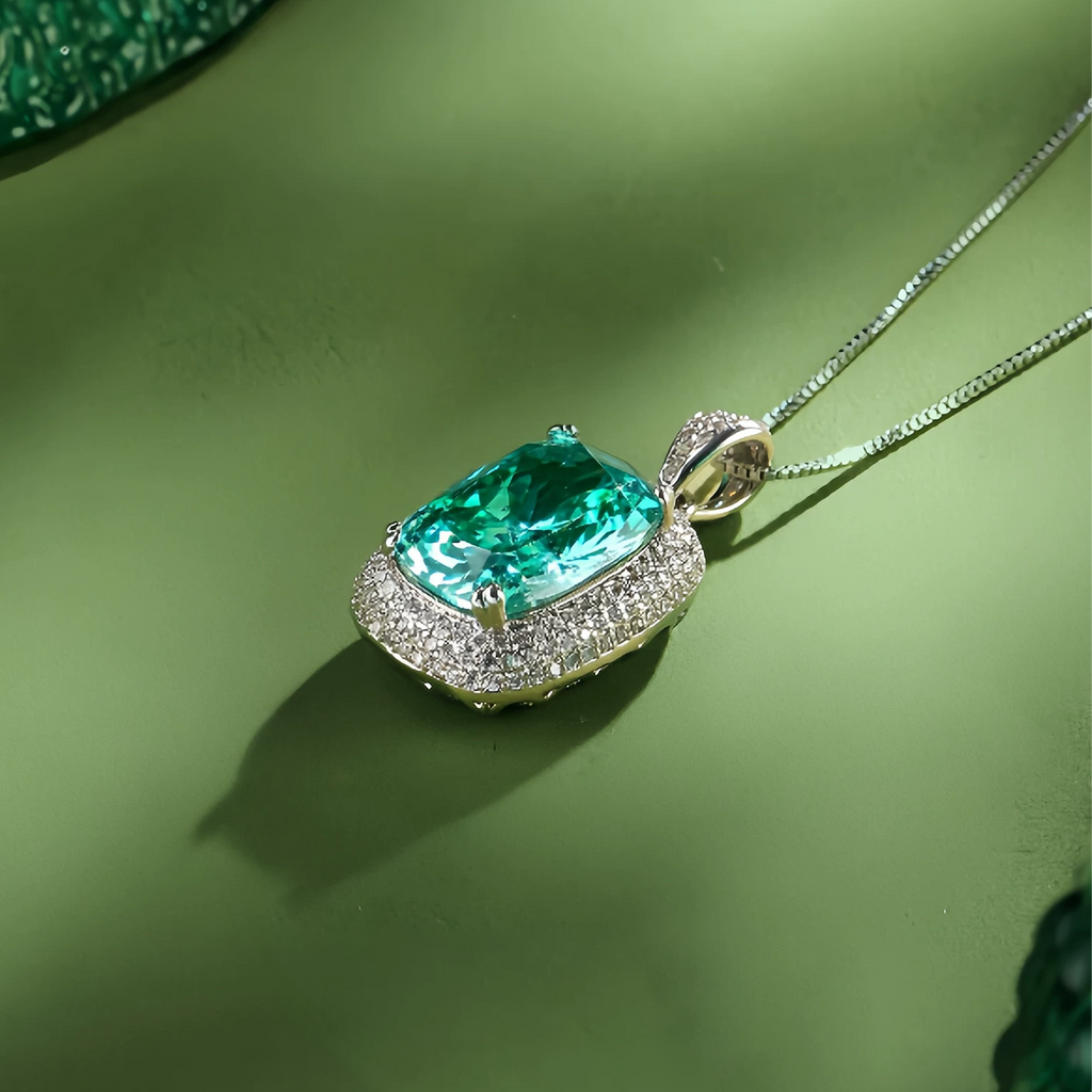 Verdant Royale Pendant