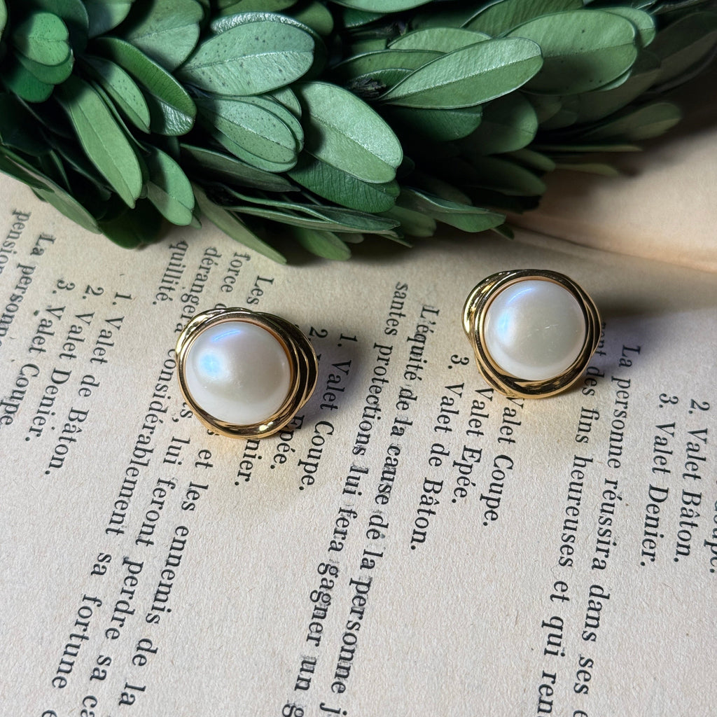Nest Pearl Ear Stud