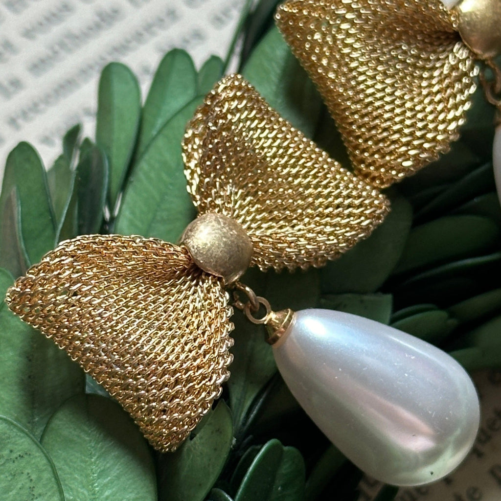 Faux Pearl Bow Earring