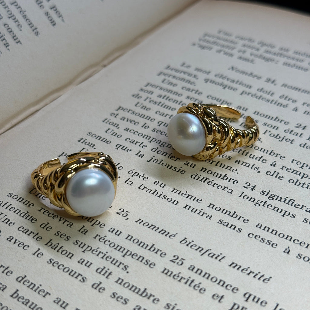 Nest Pearl Ring